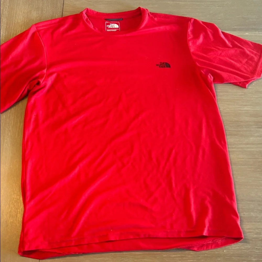 The North Face Men's Vibrant Red‎ Tee